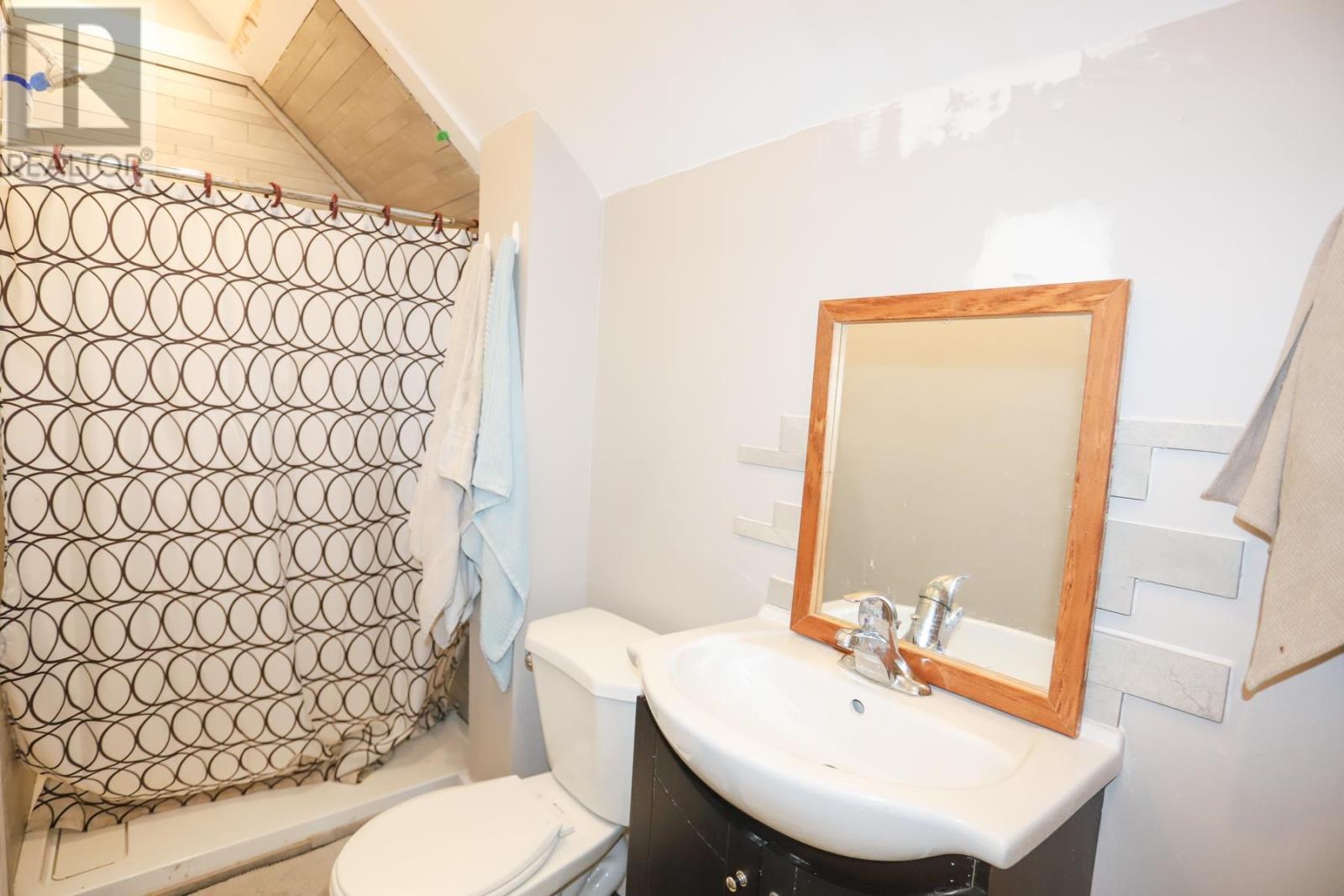 3091 Hilton Rd, Hilton Beach, ON - Indoor Photo Showing Bathroom