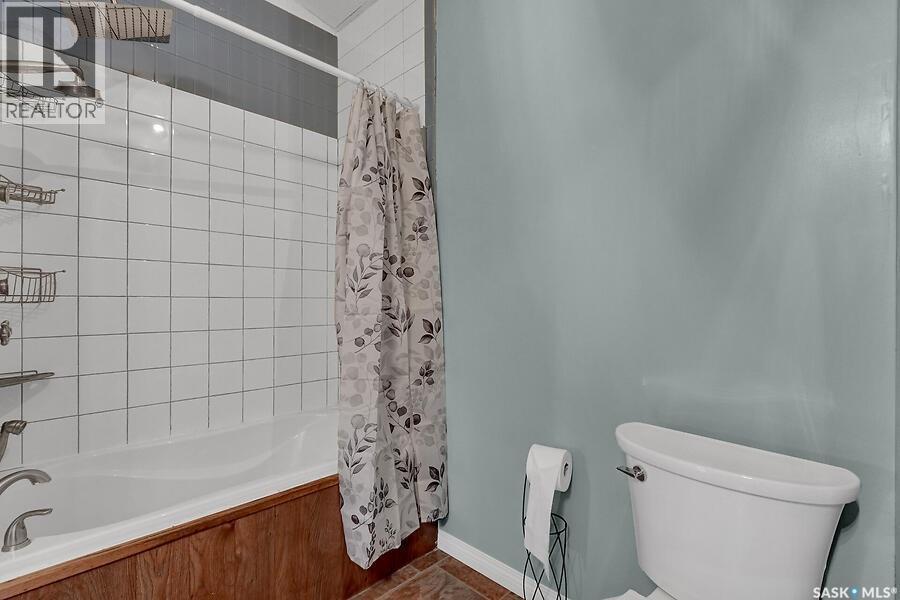 321 Hiltz Drive, Kennedy, SK - Indoor Photo Showing Bathroom