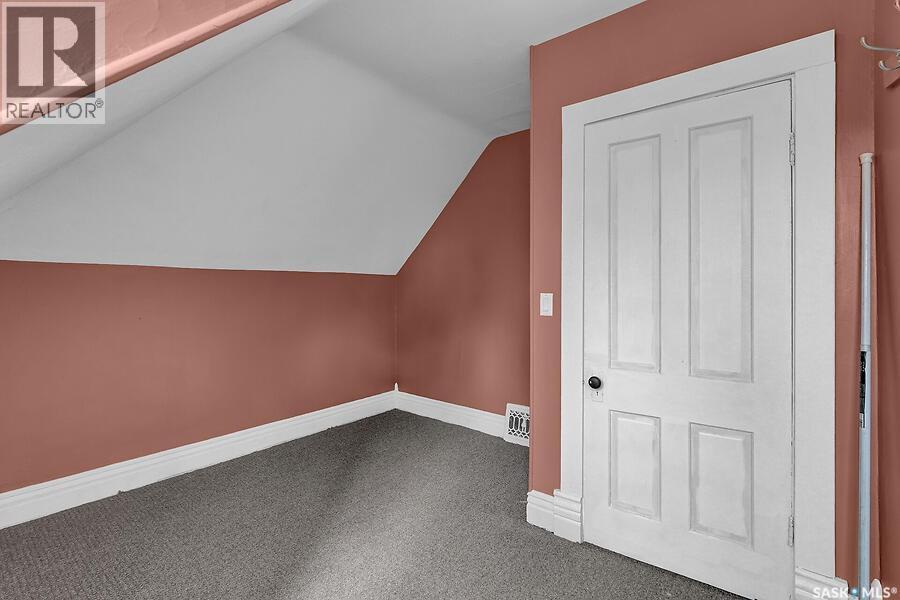 321 Hiltz Drive, Kennedy, SK - Indoor Photo Showing Other Room