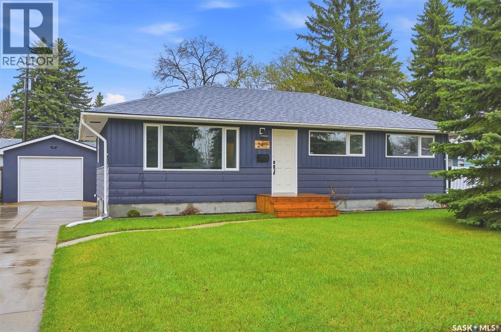 2417 Hanover Avenue, Saskatoon, SK - Outdoor