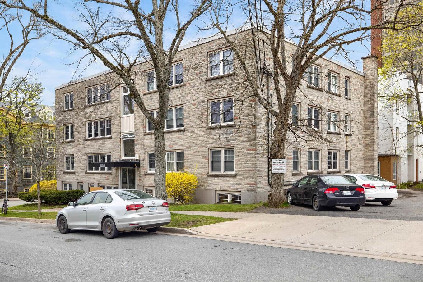 15 1510 Lilac Street, Halifax, NS