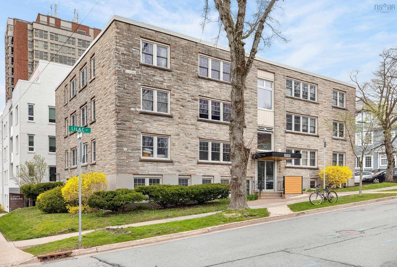 15 1510 Lilac Street, Halifax, NS