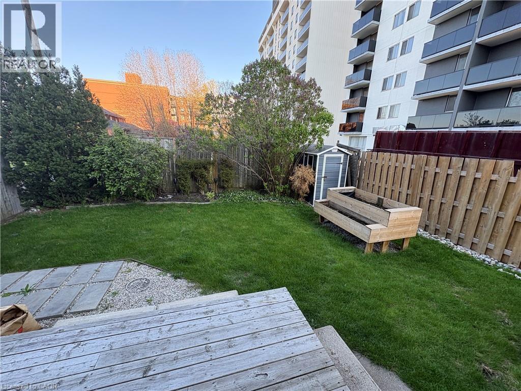 40 Hess Street N, Hamilton, ON - Outdoor