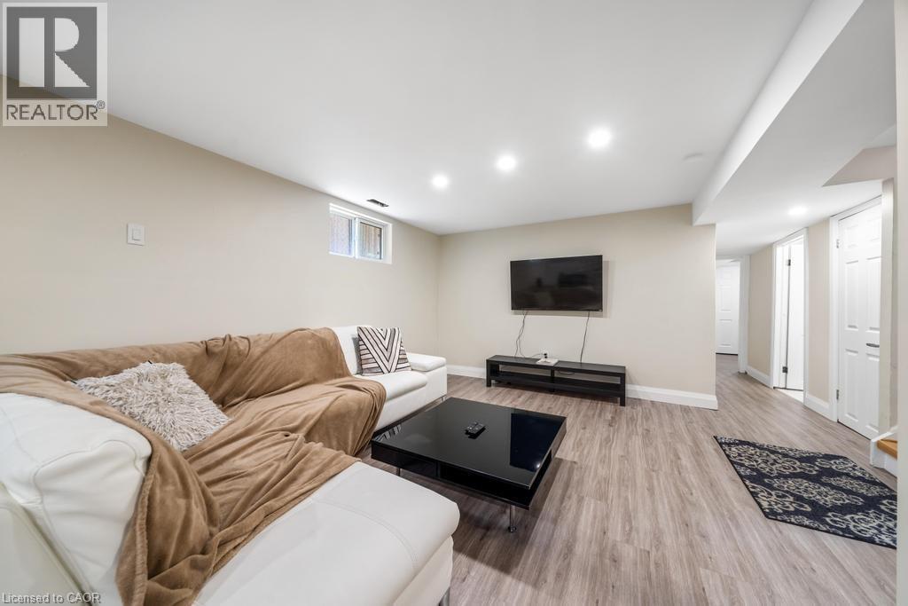 494 Ferguson Avenue N, Hamilton, ON - Indoor Photo Showing Basement