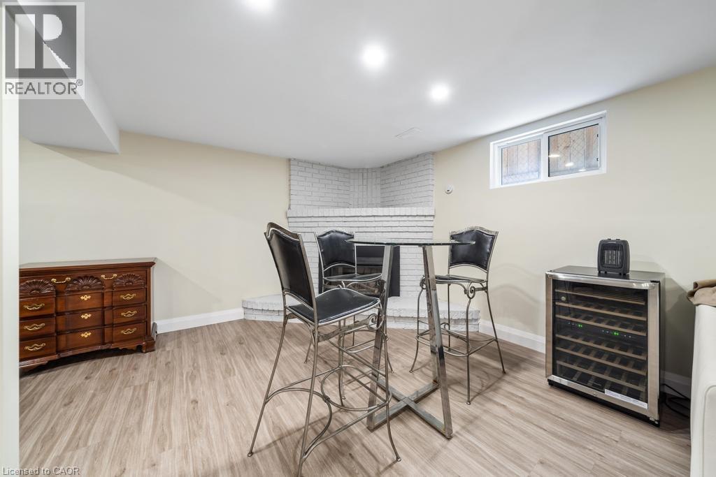 494 Ferguson Avenue N, Hamilton, ON - Indoor