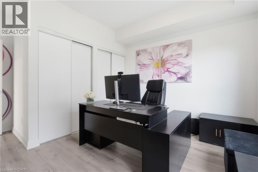 2nd bedroom being used as office - 251 Northfield Drive E Unit# 312, Waterloo, ON - Indoor Photo Showing Office
