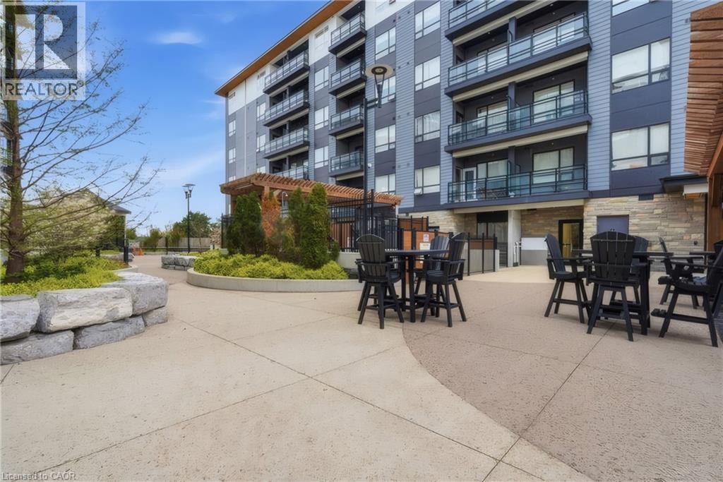 251 Northfield Drive E Unit# 312, Waterloo, ON - Outdoor