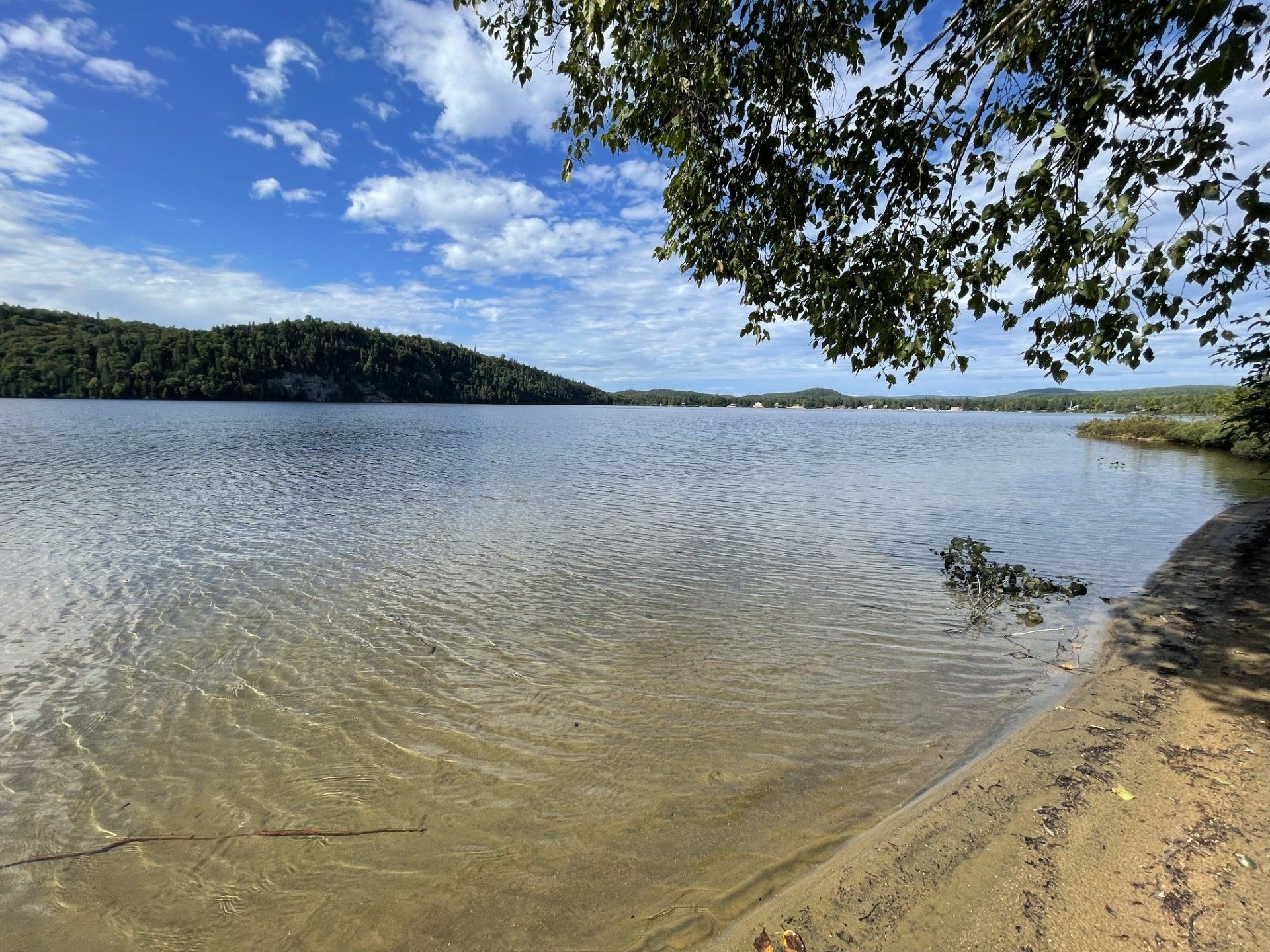 Bord de l'eau - 699 Ch. Du Lac-Des-Cornes, Chute-Saint-Philippe, QC
