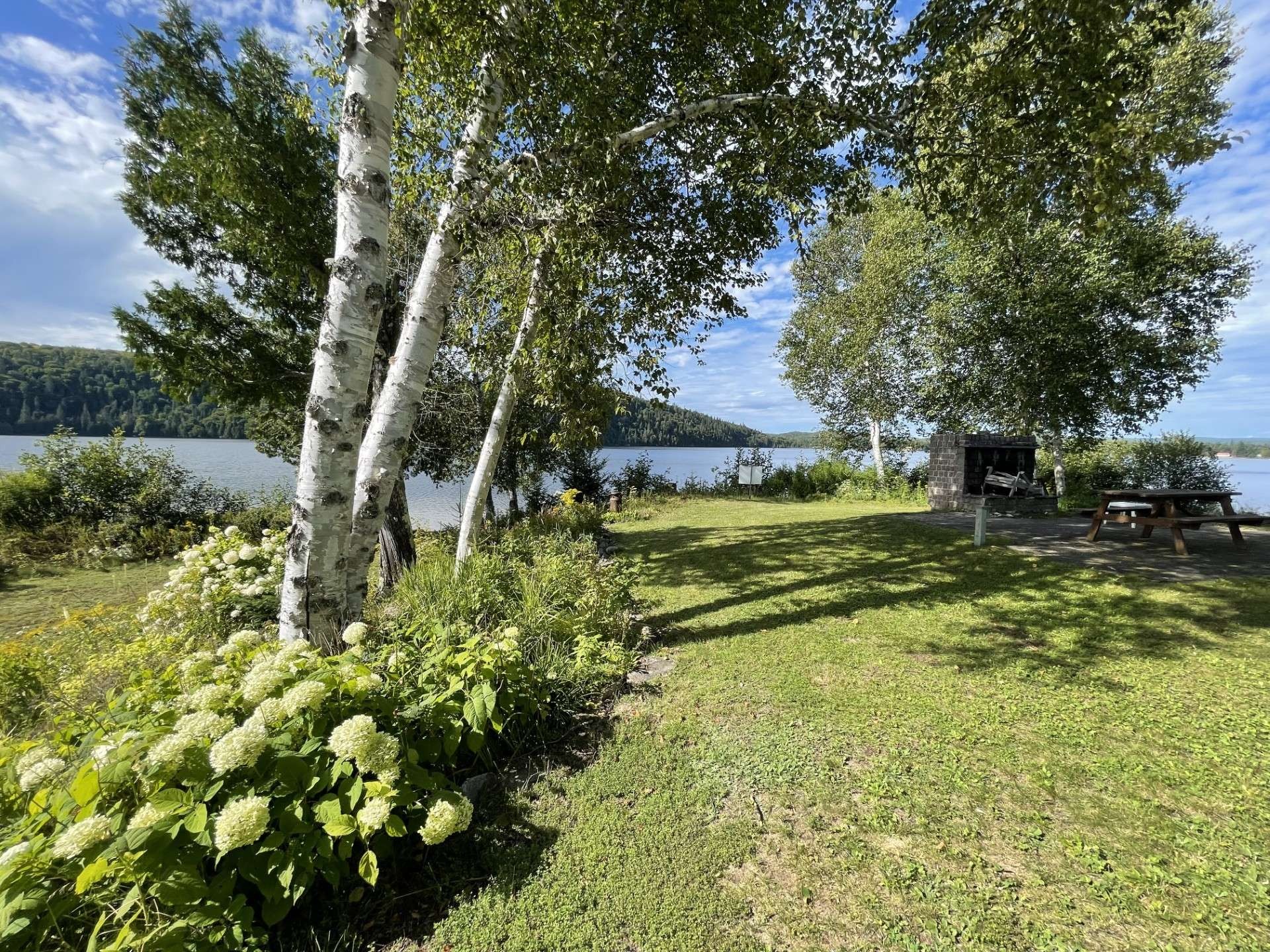Bord de l'eau - 699 Ch. Du Lac-Des-Cornes, Chute-Saint-Philippe, QC