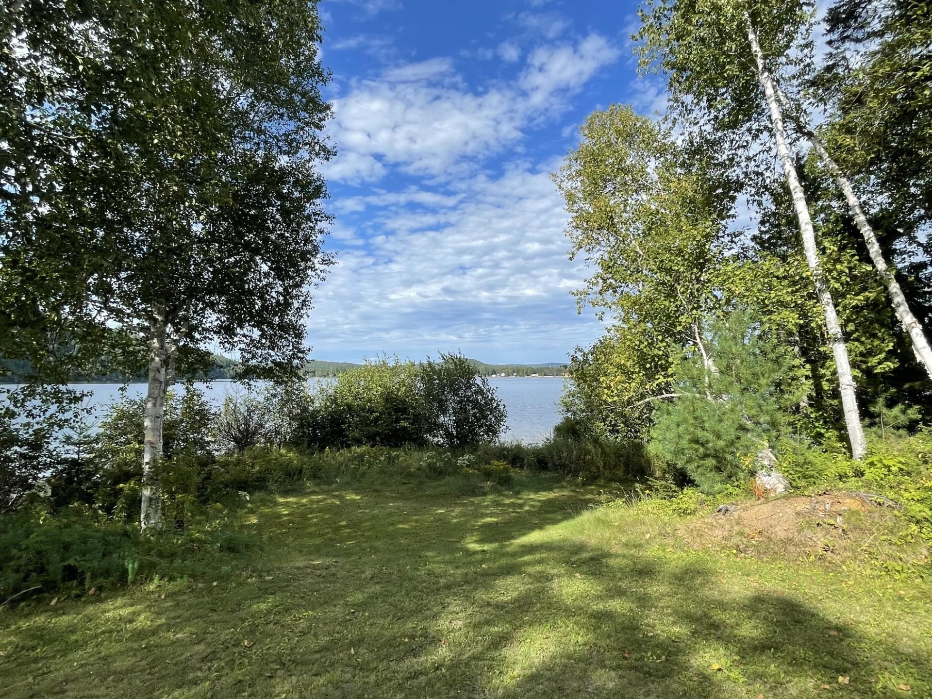 Bord de l'eau - 699 Ch. Du Lac-Des-Cornes, Chute-Saint-Philippe, QC