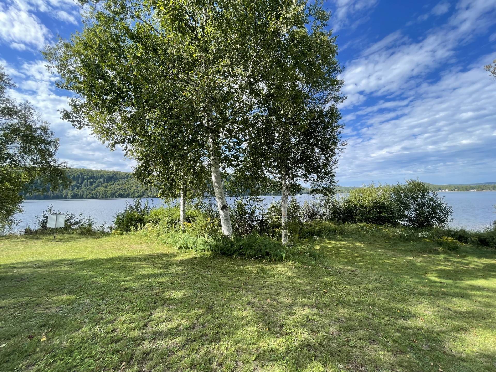 Bord de l'eau - 699 Ch. Du Lac-Des-Cornes, Chute-Saint-Philippe, QC