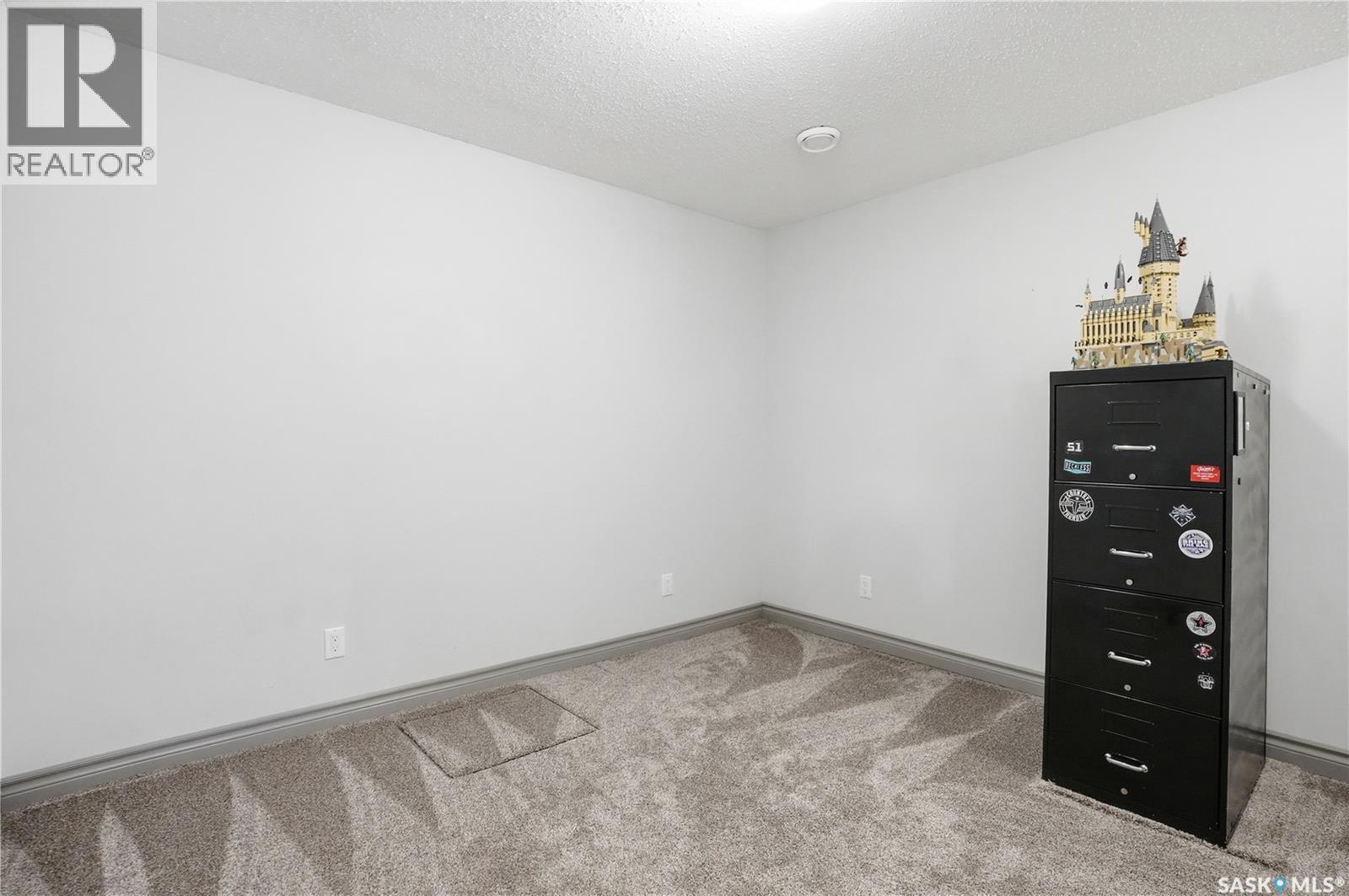 2838 Hartmann Crescent E, Regina, SK - Indoor Photo Showing Other Room