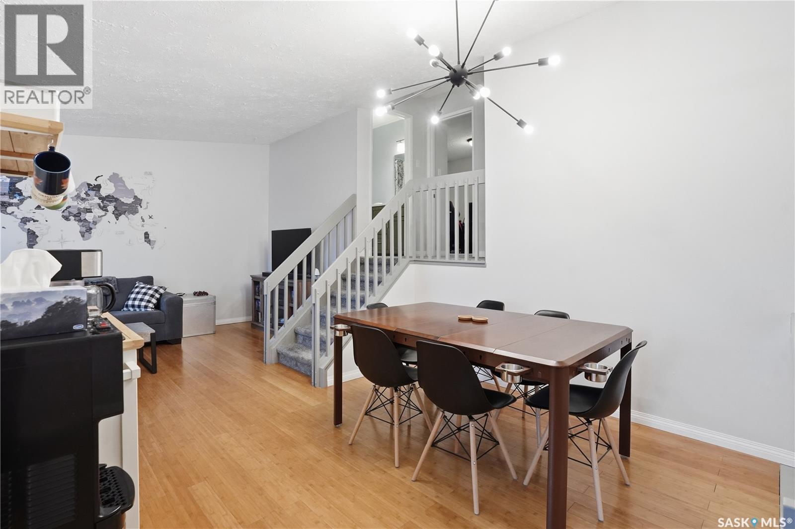 2838 Hartmann Crescent E, Regina, SK - Indoor Photo Showing Dining Room