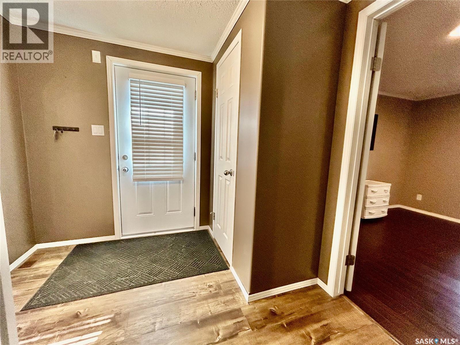 607 Beharrel Street, Oxbow, SK - Indoor Photo Showing Other Room