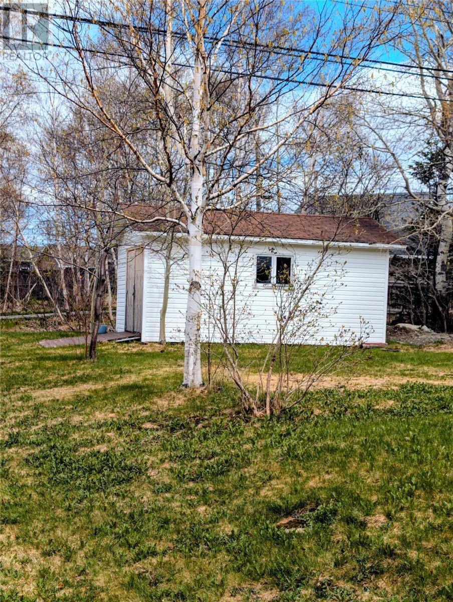 61 Byrd Avenue, Gander, NL