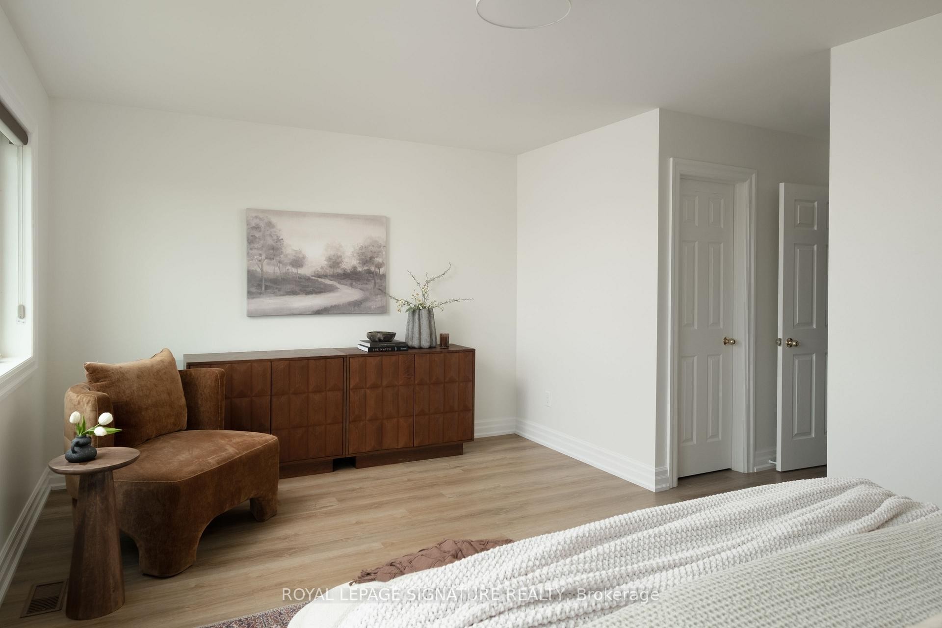98 Dallimore Circle, Toronto, ON - Indoor Photo Showing Bedroom