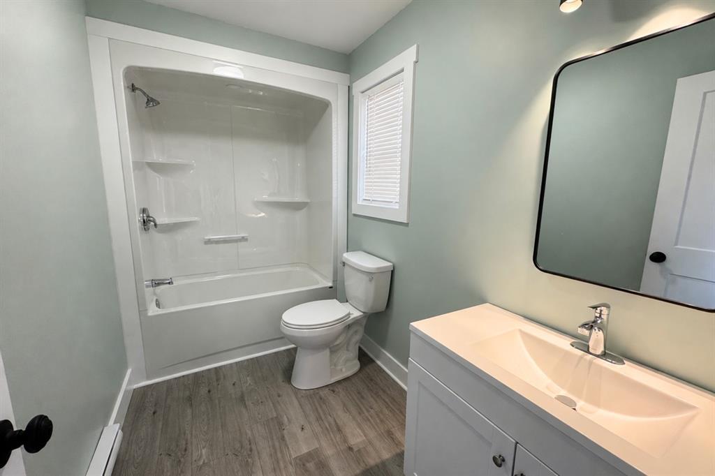 37 Country Road, Bay Roberts, NL
