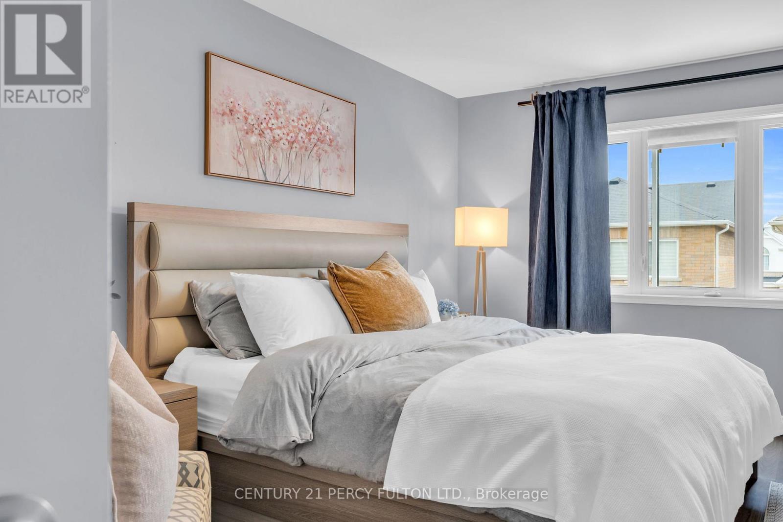 458 Etheridge Avenue, Milton, ON - Indoor Photo Showing Bedroom