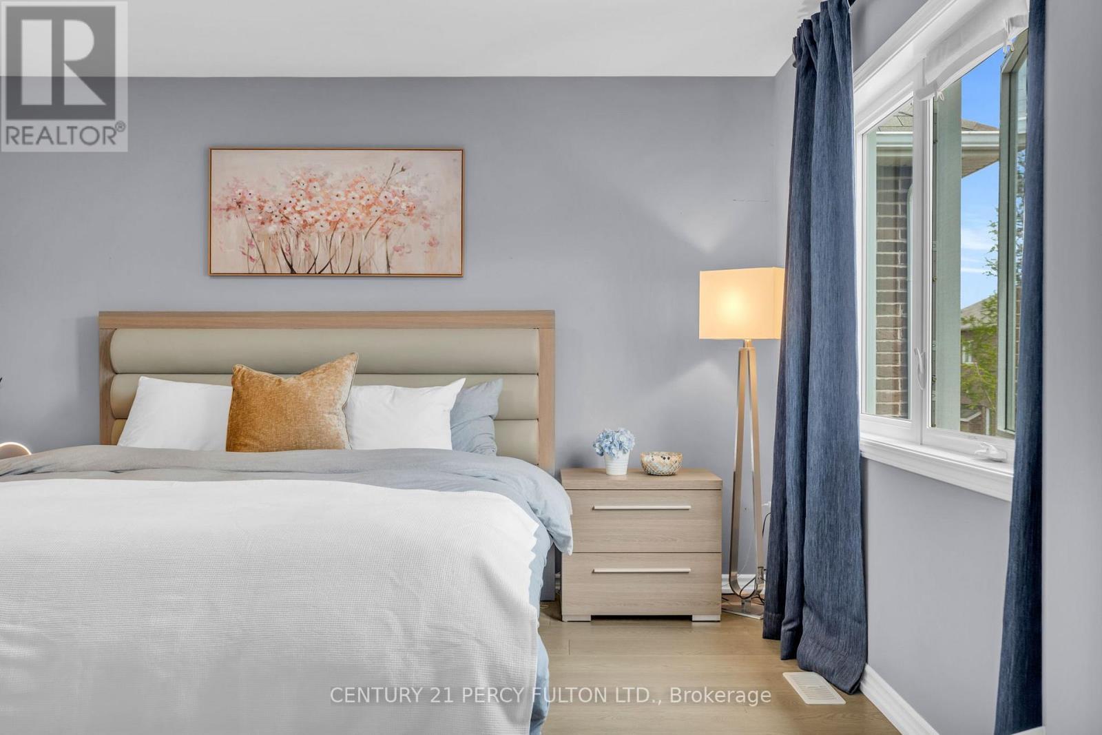 458 Etheridge Avenue, Milton, ON - Indoor Photo Showing Bedroom