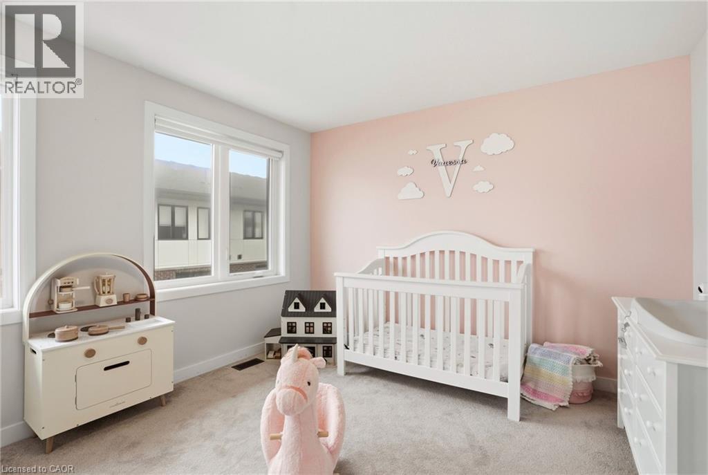 59 Markle Crescent, Ancaster, ON - Indoor Photo Showing Bedroom