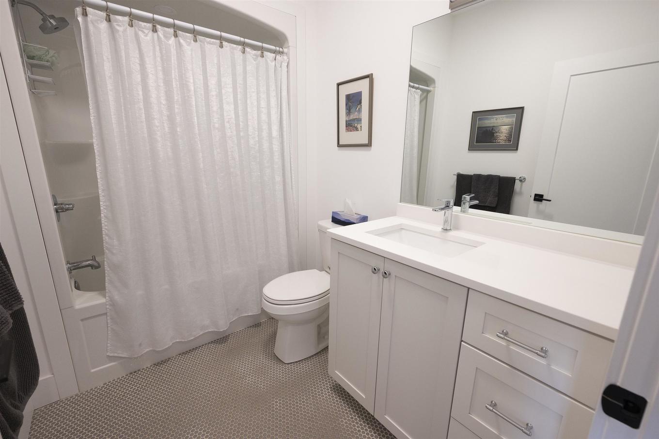 510 Gemstone Drive, Thunder Bay, ON - Indoor Photo Showing Bathroom