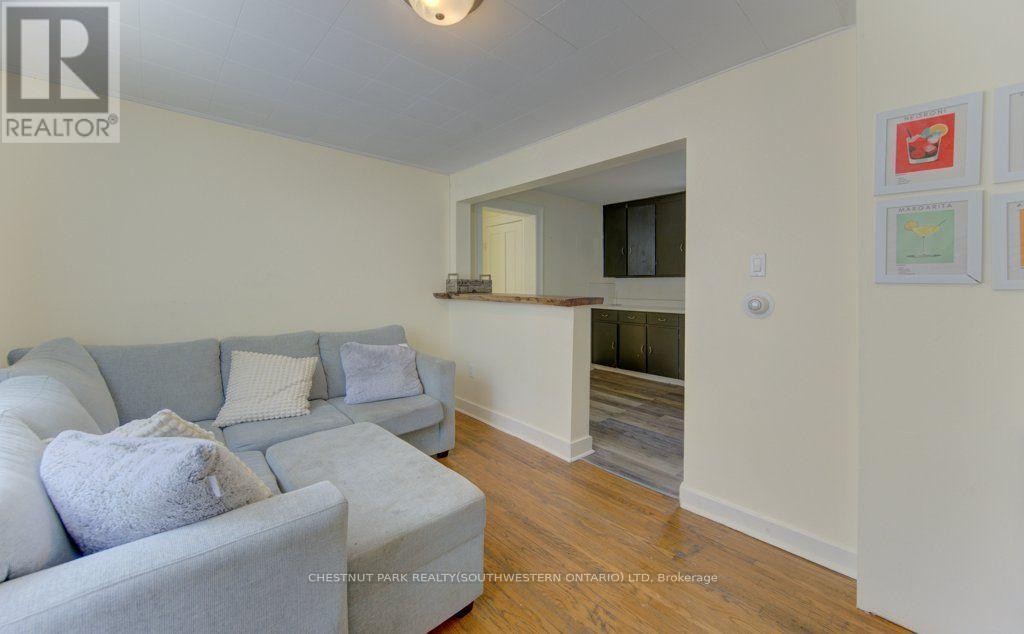 10 Marshall Street, Waterloo, ON