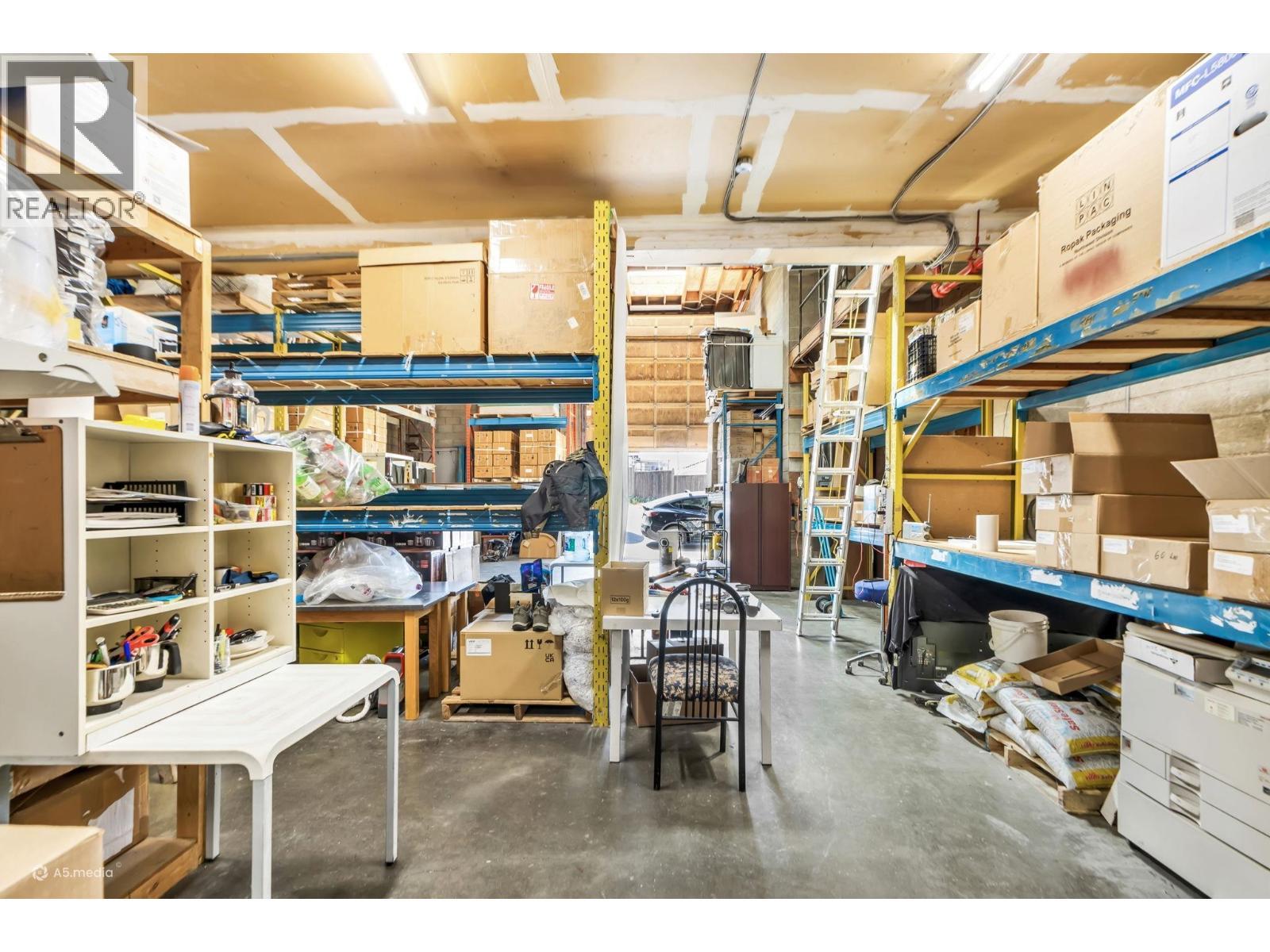 1872 Kingsway, Vancouver, BC