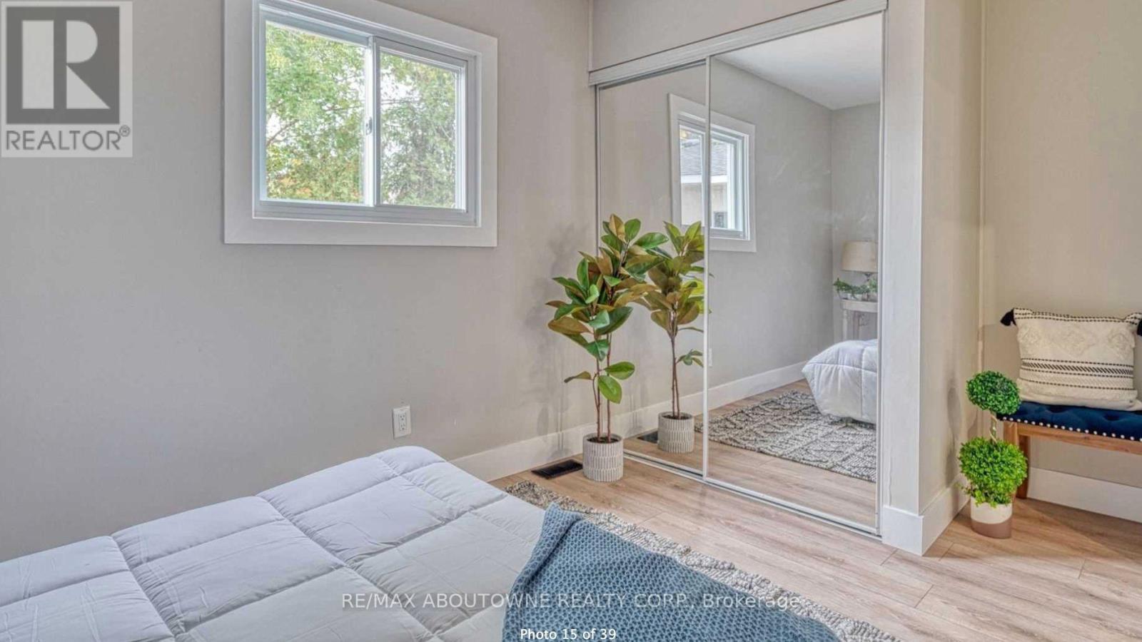43 Crooks Street, Hamilton, ON - Indoor