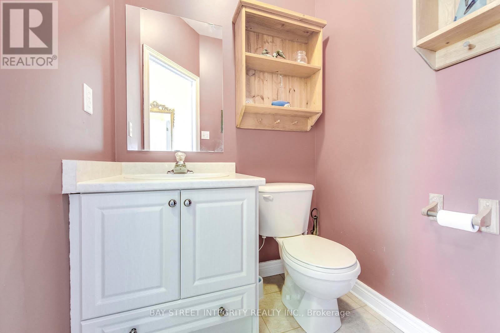 5326 Dryden Avenue, Burlington, ON - Indoor Photo Showing Bathroom
