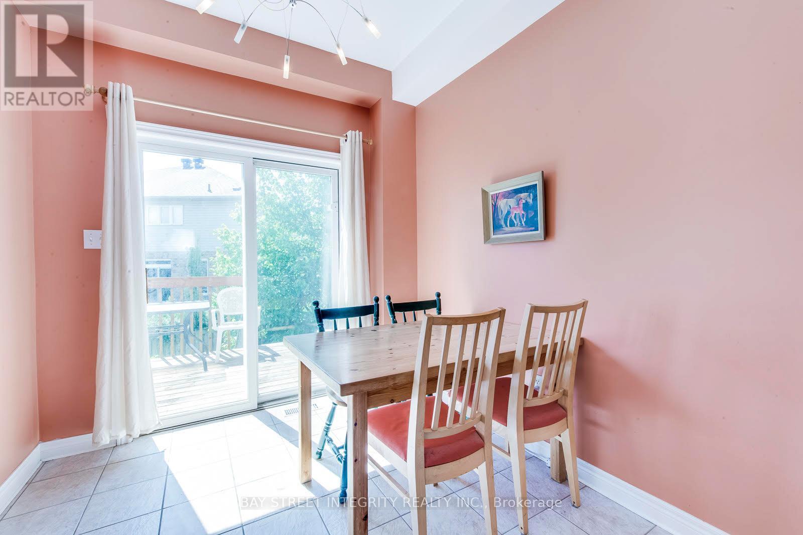 5326 Dryden Avenue, Burlington, ON - Indoor Photo Showing Other Room