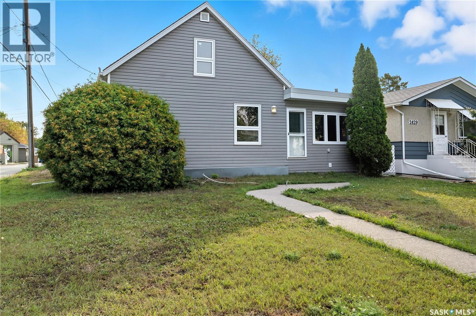 2425 Edgar Street, Regina, SK - Outdoor