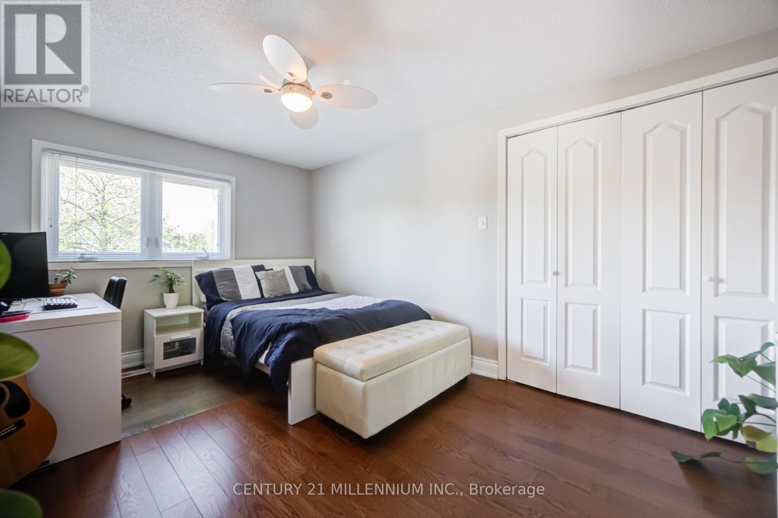 7220 Danton Promenade, Mississauga, ON - Indoor Photo Showing Bedroom