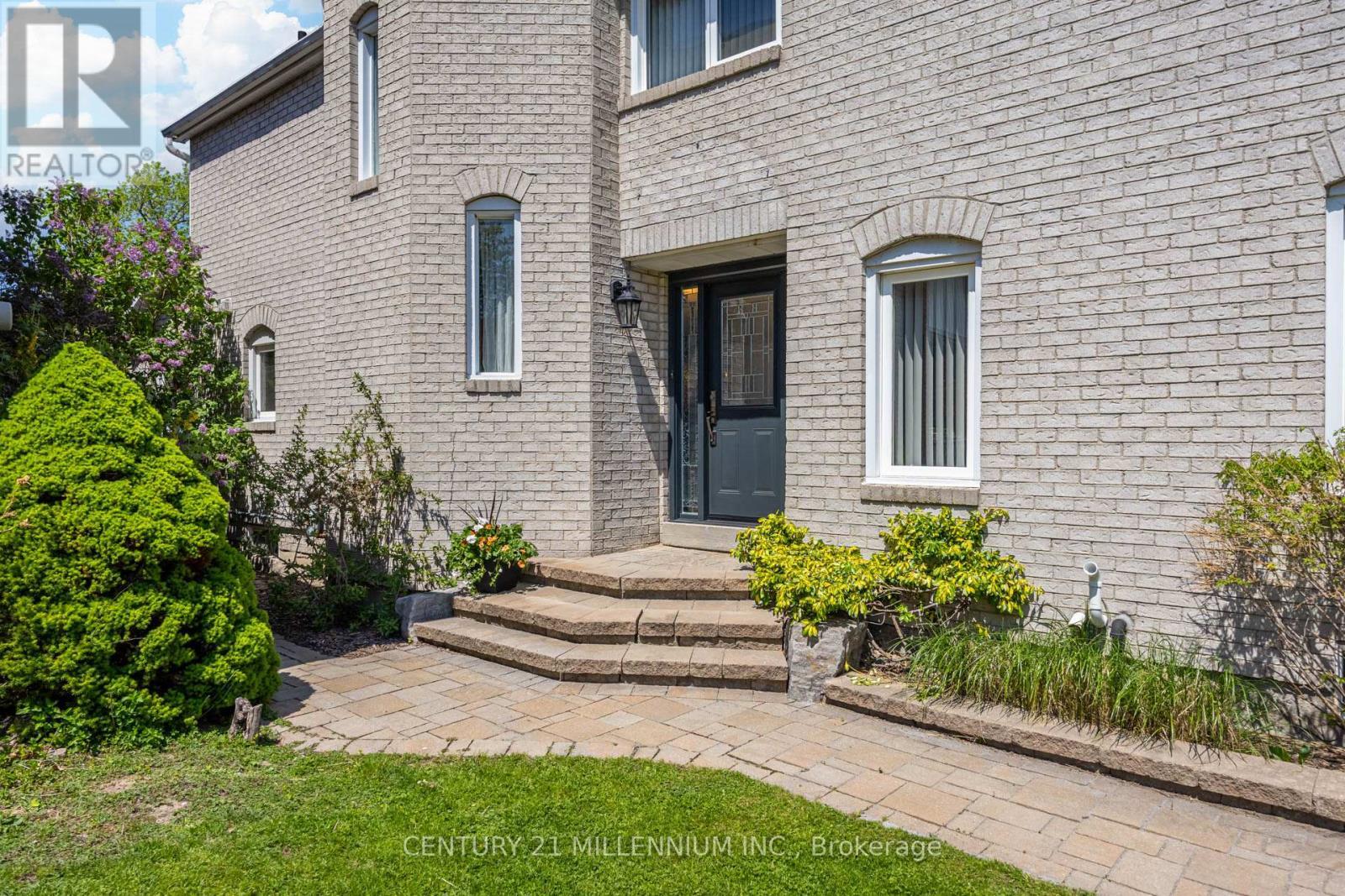 7220 Danton Promenade, Mississauga, ON - Outdoor With Exterior