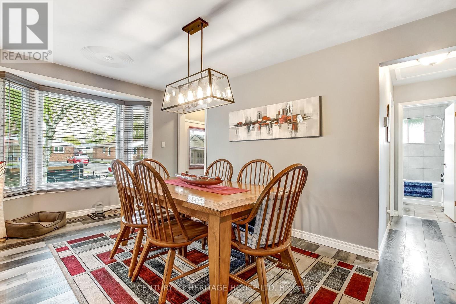 2 David Drive, St. Thomas, ON - Indoor Photo Showing Dining Room