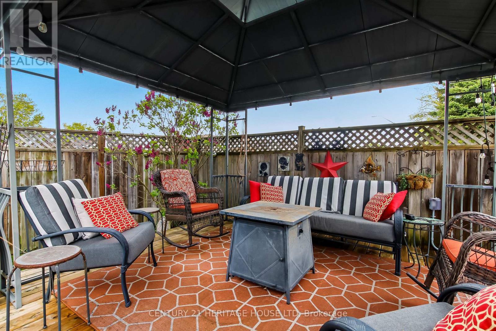 2 David Drive, St. Thomas, ON - Outdoor With Deck Patio Veranda With Exterior