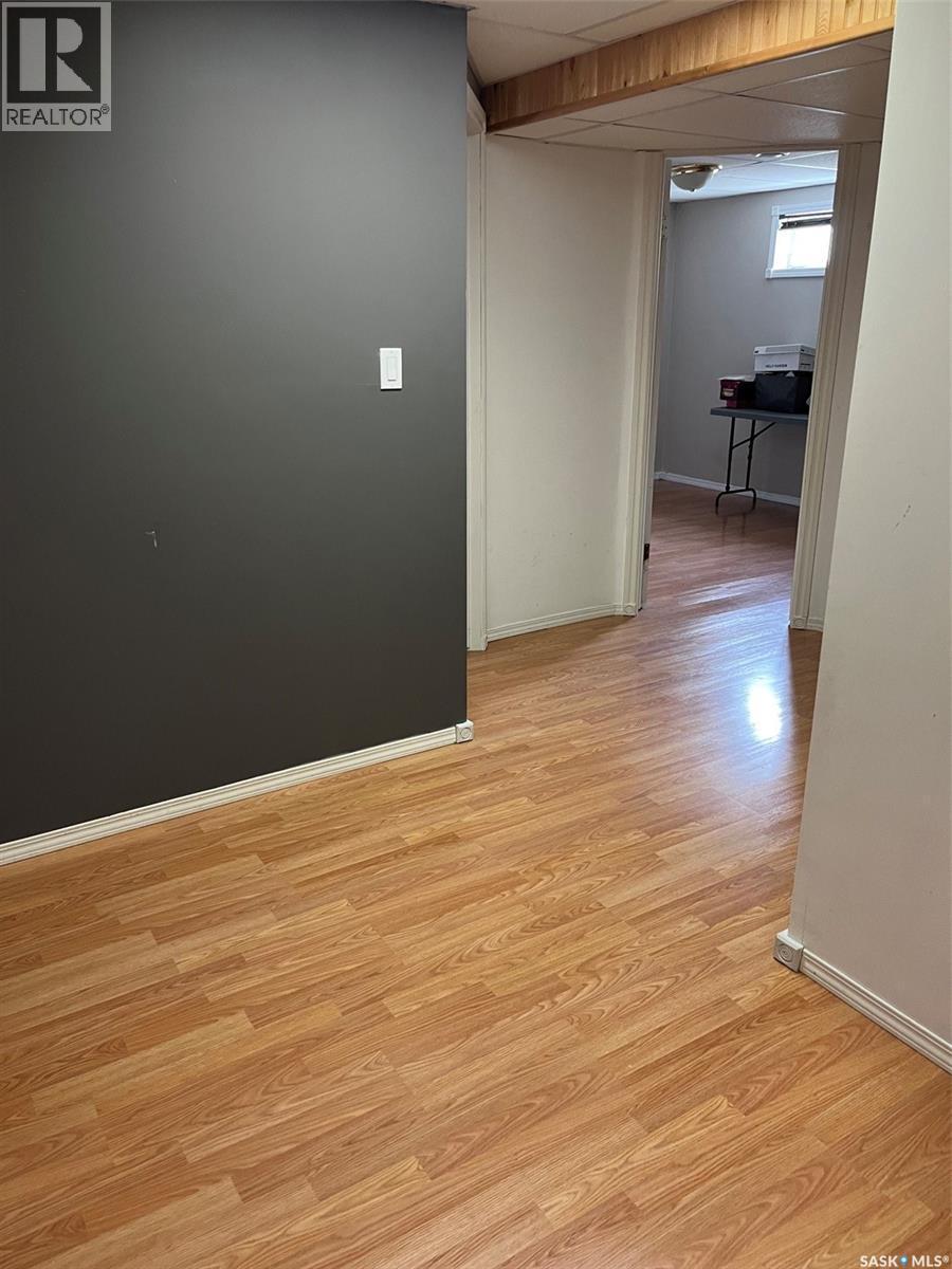 404 Petterson Drive, Estevan, SK - Indoor