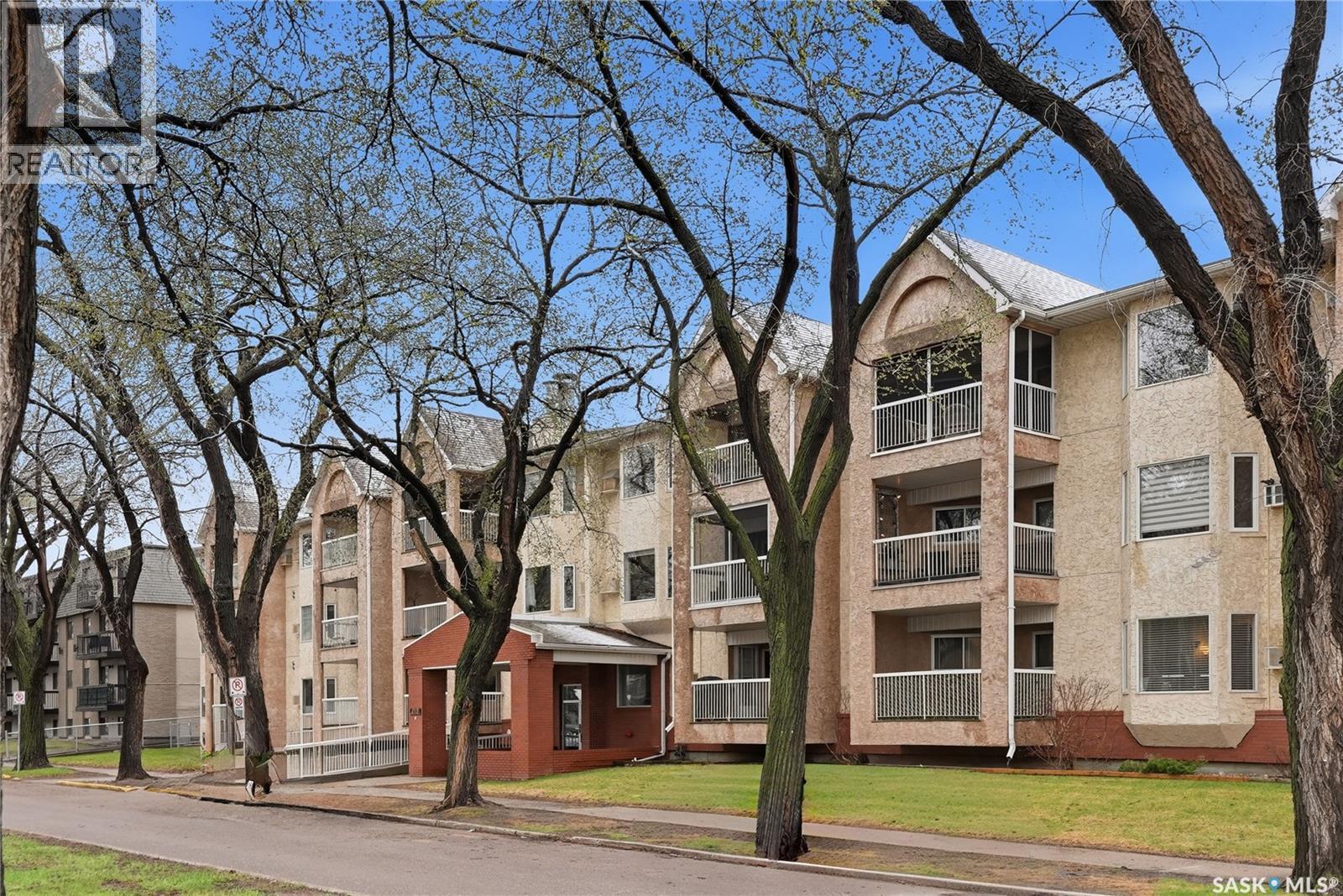 101 410 Main Street, Saskatoon, SK - Outdoor With Facade