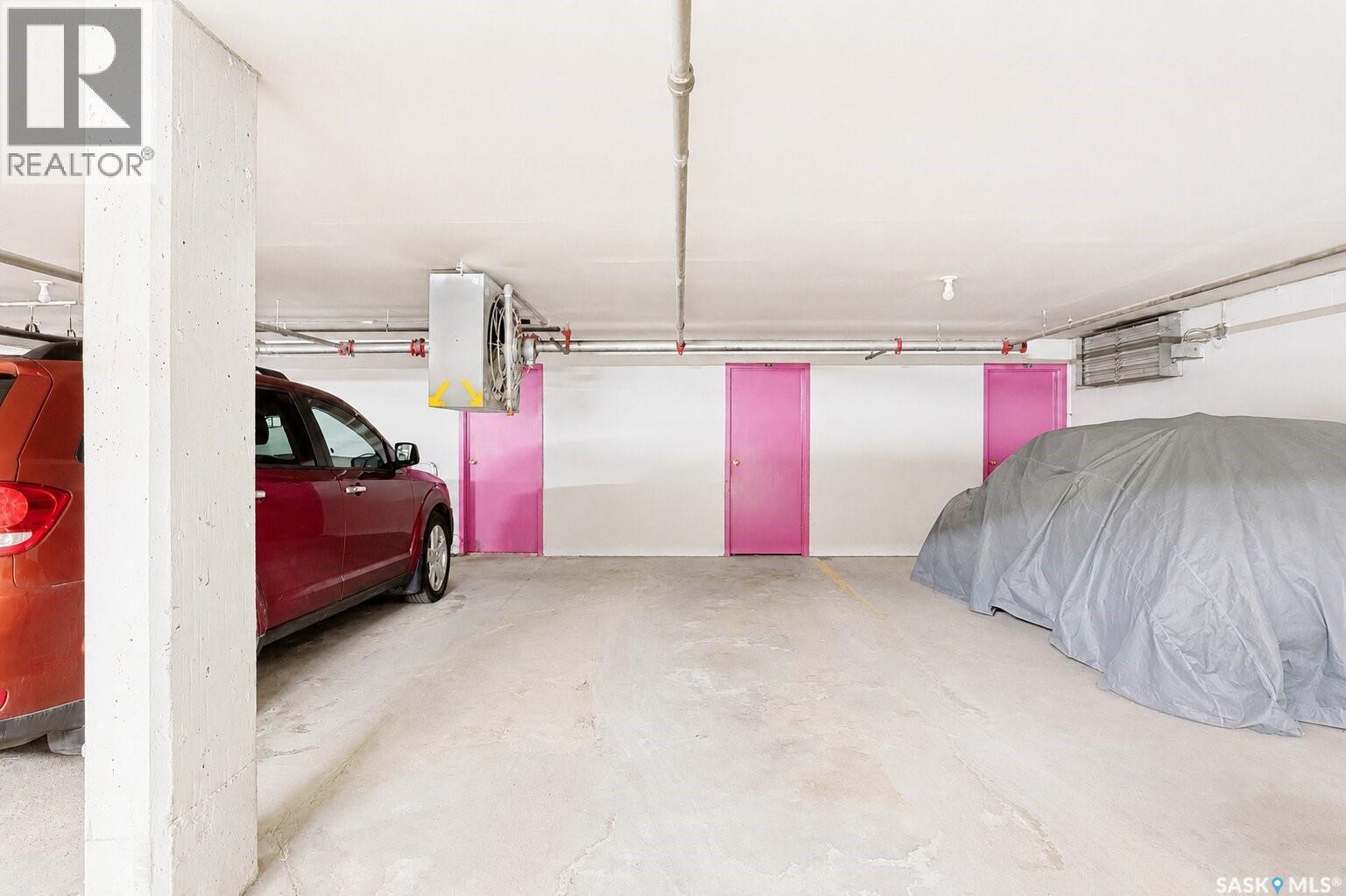 101 410 Main Street, Saskatoon, SK - Indoor Photo Showing Garage