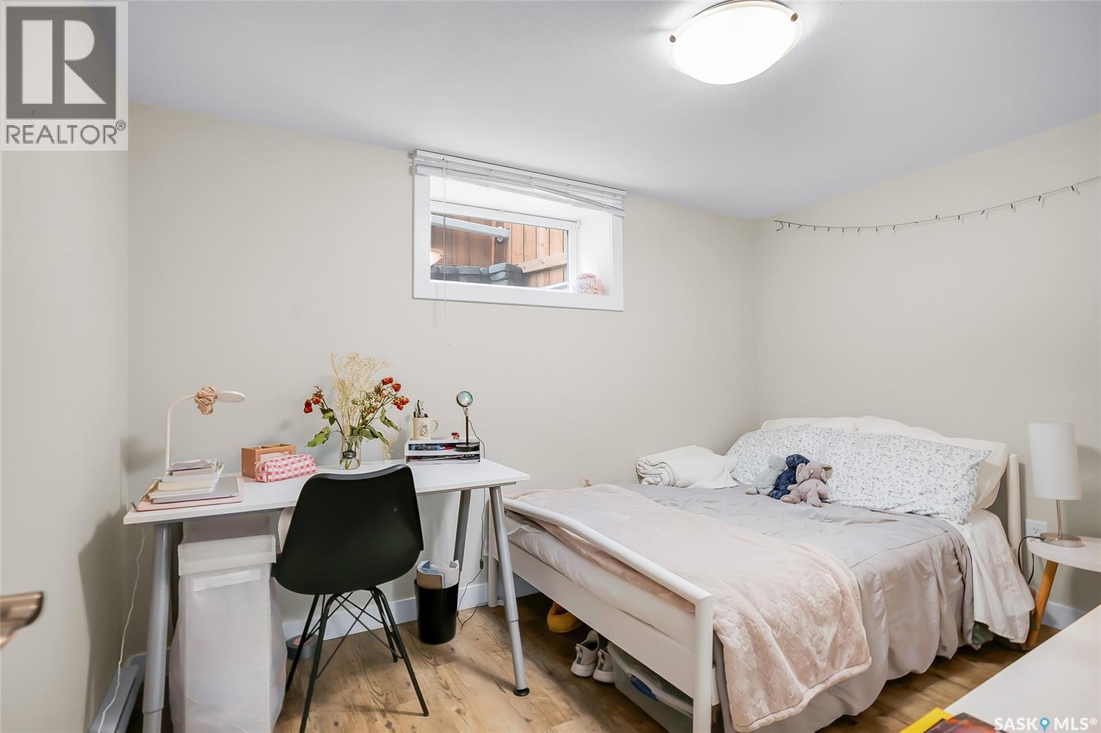 1601 Cumberland Avenue S, Saskatoon, SK - Indoor Photo Showing Bedroom