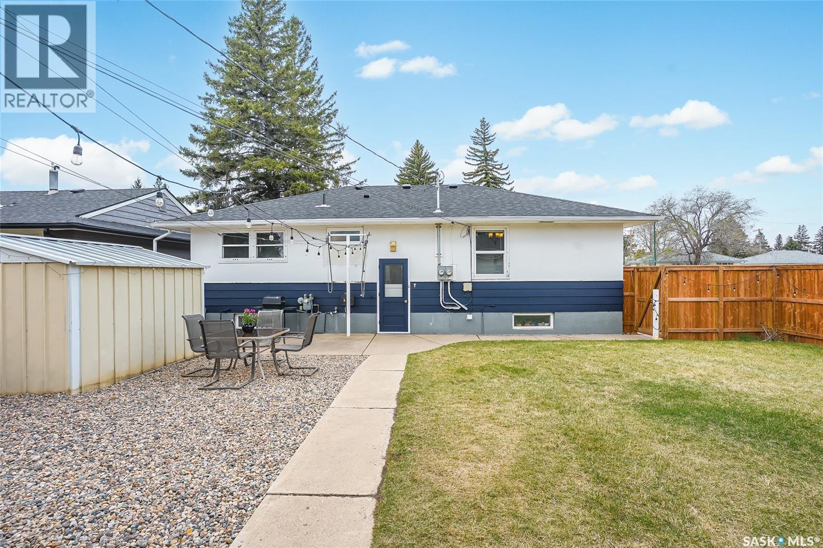 1601 Cumberland Avenue S, Saskatoon, SK - Outdoor