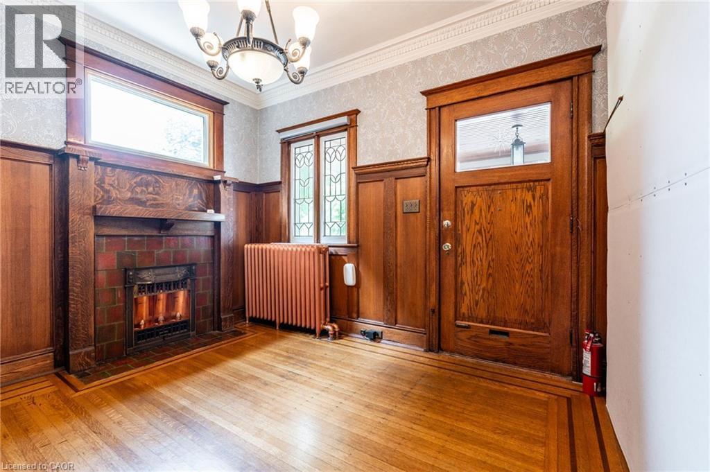 137 Sherman Avenue S, Hamilton, ON - Indoor With Fireplace