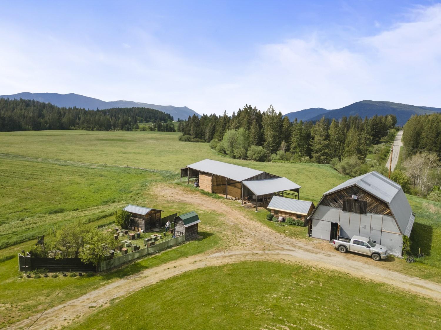 1027 Huscroft Road, Lister, BC - Outdoor With View