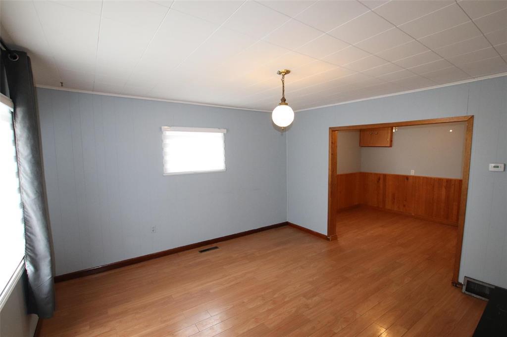 Living Room - 313 Patrick Avenue, The Pas, MB - Indoor Photo Showing Other Room