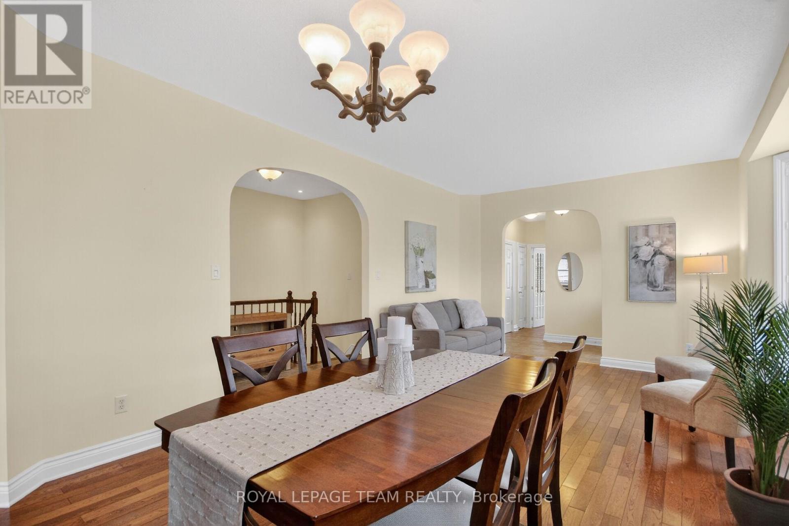 259 Cairnsmore Circle, Ottawa, ON