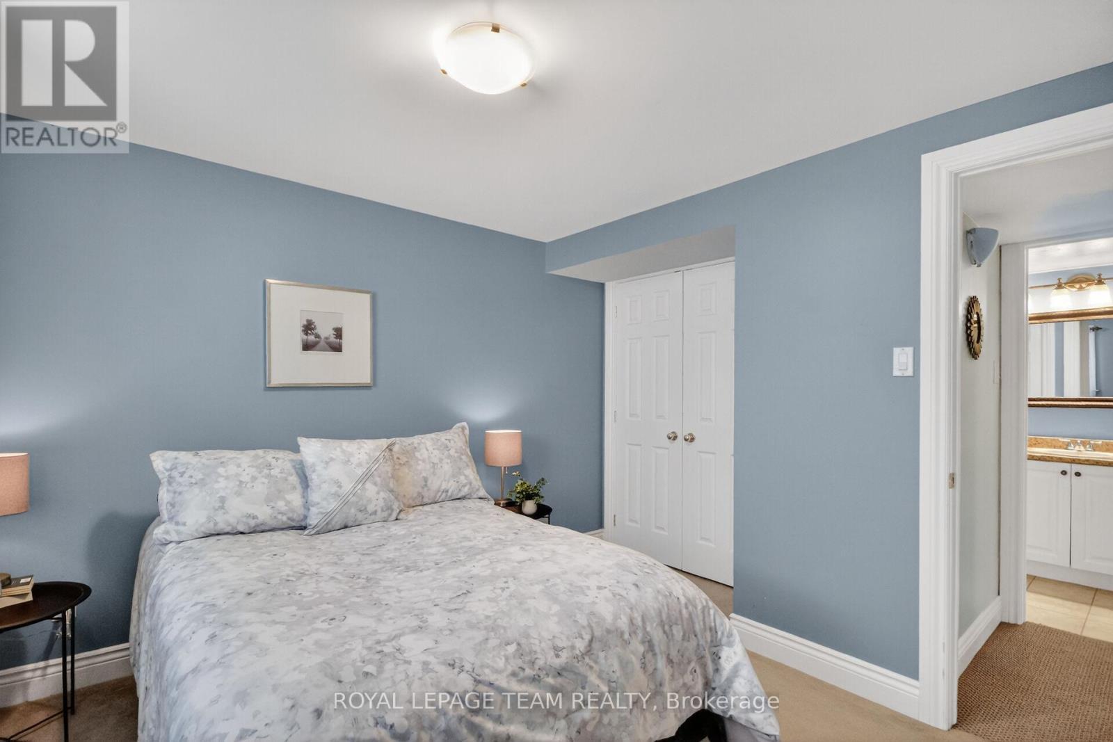 259 Cairnsmore Circle, Ottawa, ON