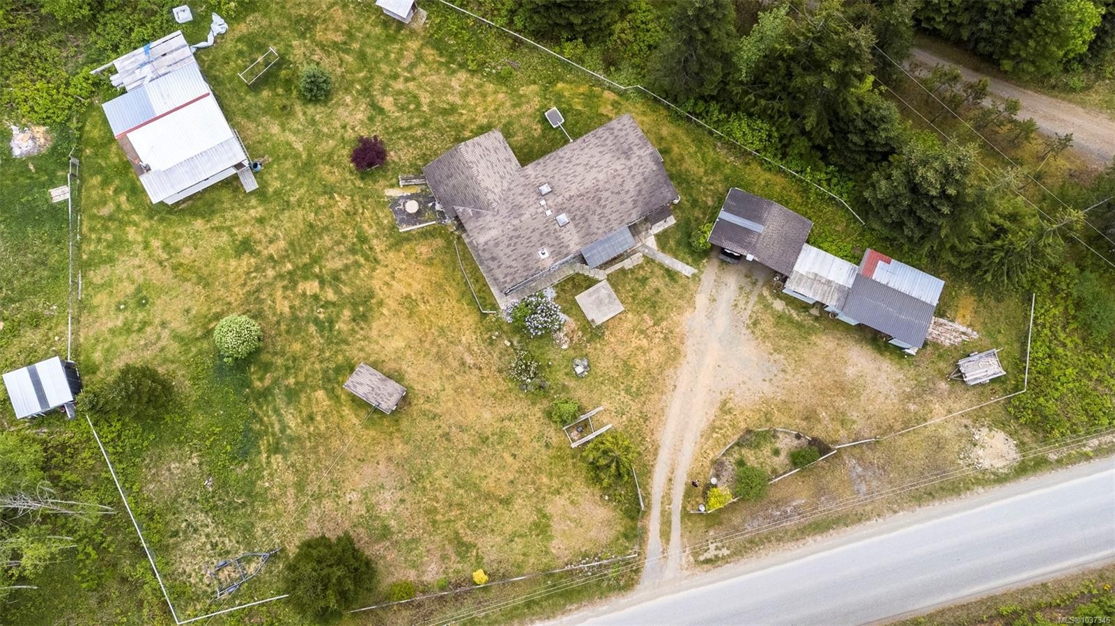 400 Dyer Rd, Sayward, BC