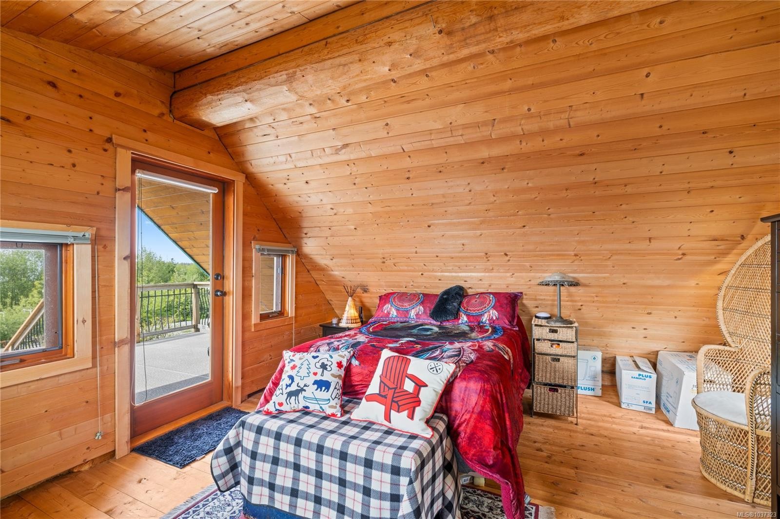 1082 Sixth Ave, Ucluelet, BC