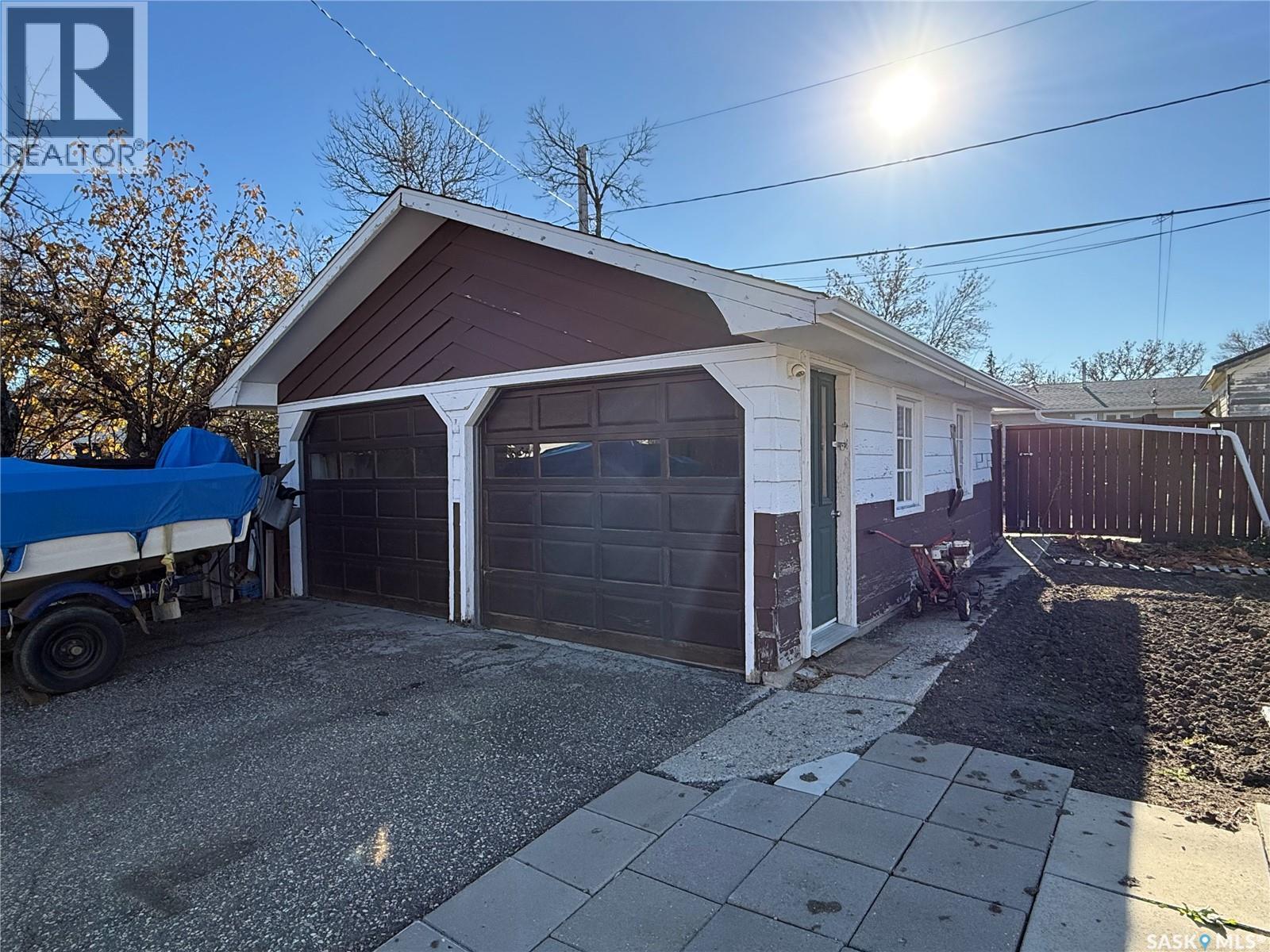 326 3Rd Avenue Sw, Eston, SK - Outdoor