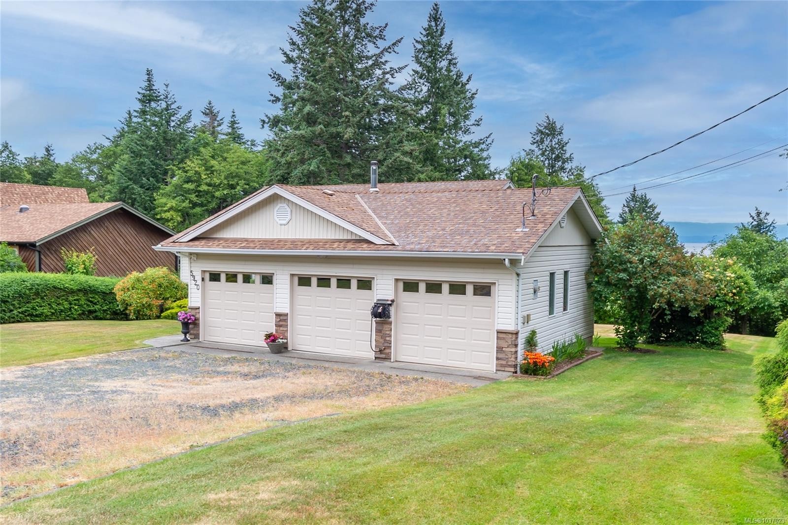5920 Mosley Rd, Courtenay, BC
