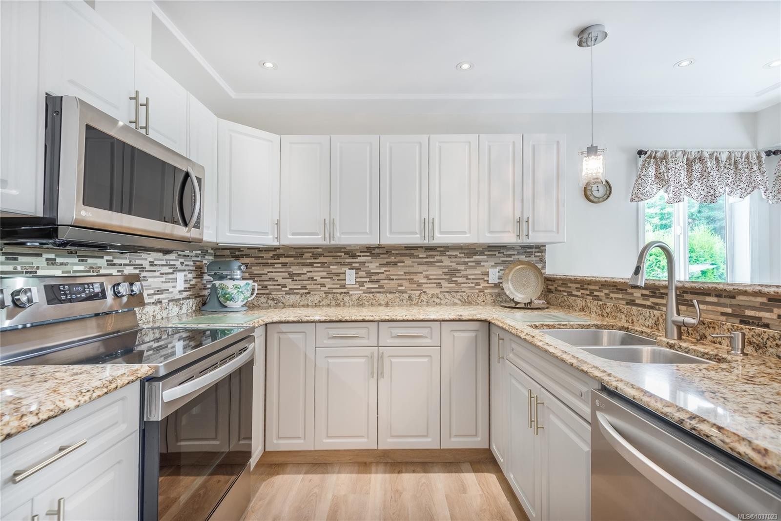 5920 Mosley Rd, Courtenay, BC